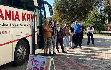 158. przystanek akcji &bdquo;Szlakiem ośmiu kropli nadziei&rdquo; 14